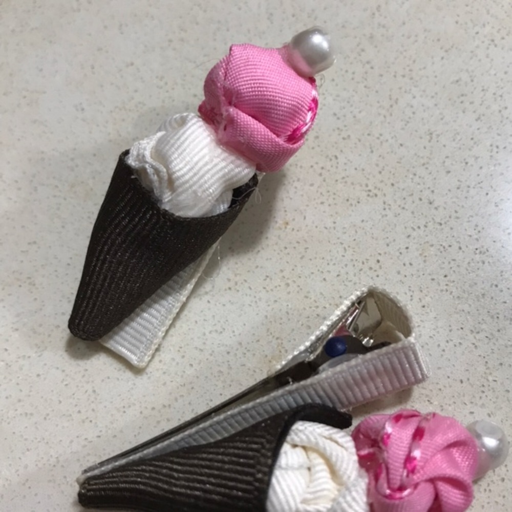 Ice cream cones pins